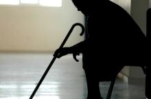 Ηλικιωμένη 