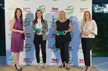 Τέσσερις γυναίκες στη βράβευση της AstraZeneca