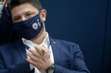 Νίκος Χαρδαλιάς με προστατευτική μάσκα για τον κορωνοϊό