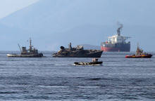 ΣΥΓΚΡΟΥΣΗ ΦΟΡΤΗΓΟΥ ΠΛΟΙΟΥ ΜΕ ΠΛΟΙΟ ΤΟΥ ΠΟΛΕΜΙΚΟΥ ΝΑΥΤΙΚΟΥ 