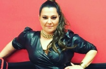 Η παρουσιάστρια και ηθοποιός, Κατερίνα Ζαρίφη