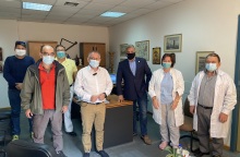 Συναντήσεις με το ιατρικό και νοσηλευτικό προσωπικό, καθώς και με τις διοικήσεις του νοσοκομείου και του Ι.Σ. Σάμου είχε σήμερα ο περιφερειάρχης Αττικής