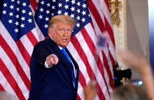  Ντόλαντ Τραμπ