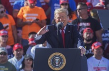 Ντόναλντ Τραμπ