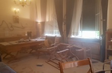 ΕΙΣΒΟΛΗ ΟΜΑΔΑΣ ΚΟΥΚΟΥΛΟΦΟΡΩΝ ΣΤΟ ΓΡΑΦΕΙ ΤΟΥ ΠΡΥΤΑΝΗ ΤΟΥ ΟΠΑ