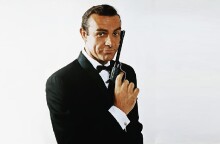 Ο Σον Κόνερι ως Τζέιμς Μποντ