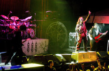 Στιγμιότυπο από τη συναυλία των Slipknot στο Θέατρο Λυκαβηττού το 2005