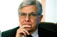 Ο συγγραφέας Τάσος Γιαννίτσης