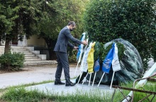 Κατάθεση στεφάνου στο Πολυτεχνείο από τον πρωθυπουργό, Κυριάκο Μητσοτάκη