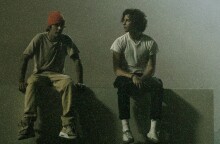 Οι τραγουστές Shawn Mendes και Justin Bieber