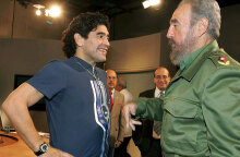 Ντιέγκο Μαραντόνα - Φιντέλ Κάστρο: Οι δύο φίλοι «έφυγαν» από τη ζωή την ίδια ημερομηνία, 4 χρόνια μετά.