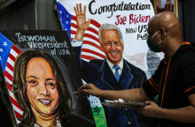 Ζωγραφικός πίνακας με τον Τζο Μπάιντεν, τον νέο Αμερικανό πρόεδρο, και την Καμάλα Χάρις, την πρώτη γυναίκα αντιπρόεδρο των ΗΠΑ