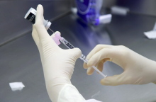 Στην αναστολή των κλινικών δοκιμών του εμβολίου κατά της Covid-19 της κινεζικής Sinopharm προχώρησε το Περού, εξαιτίας «σοβαρής παρενέργειας» σε εθελοντή