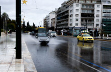 Εικόνα από τη λεωφόρο Αμαλίας εν μέσω lockdown στην Αθήνα