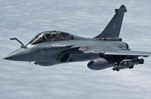 To γαλλικό μαχητικό Rafale κατασκευάζεται από την Dassault Aviation