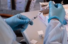 Εμβόλιο - κορωνοϊός