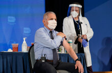 Ο Άντονι Φάουτσι ετοιμάζεται να κάνει το εμβόλιο της Moderna για τον κορωνοϊό