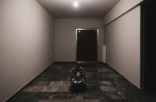 Νεογένηττο μωρό σε διαμέρισμα