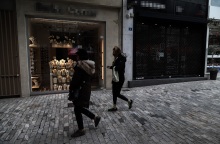 Στιγμιότυπο από το lockdown στο κέντρο της Αθήνας