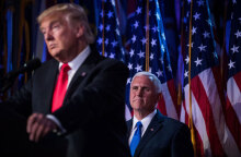 Μάικ Πενς και Ντόναλντ Τραμπ σε μια από τις «καλές στιγμές» τους - Η εισβολή στο Καπιτώλιο έβαλε τέλος στη σχέση τους