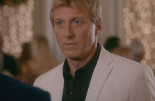 O William Zabka ως Τζόνι Λόρενς στο Cobra Kai