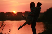 Ποια ορμόνη του σεξ «χτυπάει» ο κορωνοϊός;