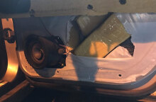 Κρυμμένο πακέτο με ηρωίνη σε αυτοκίνητο στη Θεσσαλονίκη