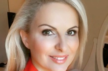 Η δημοσιογράφος Μάγδα Τσέγκου