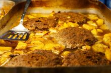 Τα τρομερά μπιφτέκια από τις «Νοστιμιές της Μαίρης»