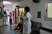 Εμβολιασμοί για τον κορωνοϊό στο νοσοκομείο «Αττικόν»