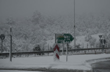  ΧΙΟΝΟΠΤΩΣΗ ΣΤΗΝ ΜΑΛΑΚΑΣΑ