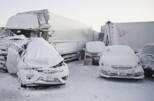 Φονική καραμπόλα με 130 οχήματα στην Ιαπωνία εν μέσω χιονοθύελλας