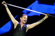 Στιγμιότυπο από τη συναυλία των Depeche Mode στην Αθήνα τον Μάιο του 2013