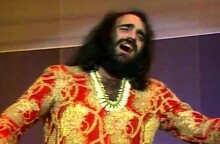 Ο Ντέμης Ρούσσος