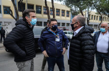 Νίκος Χαρδαλιάς και Παναγιώτης Αρκουμανέας με μάσκα για τον κορωνοϊό