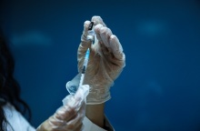 Εμβόλιο - κορωνοϊός