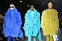 Γιατί όλες φοράνε μονόχρωμα σύνολα;