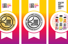 Χρυσό & Ασημένιο Βραβείο στο βιταμινούχο νερό SUPERFRUITS WATER