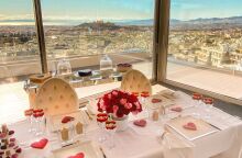 Κερδίστε διαμονή στο St. George Lycabettus για την ημέρα των ερωτευμένων