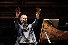 Ο πιανίστας της jazz Chick Chorea