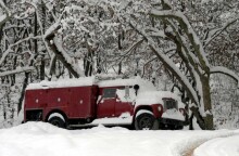 Πυροσβεστικό όχημα στα χιόνια