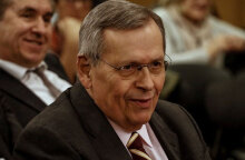 Στέφανος Μάνος