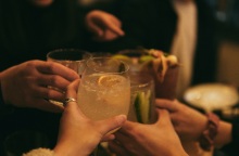 Συνελήφθη από αστυνομικούς 50χρονος διοργανωτής κορωνοπάρτι σε μισθωμένο διαμέρισμα στη Θεσσαλονίκη, ενώ του επιβλήθηκε και πρόστιμο 3.000 ευρώ 