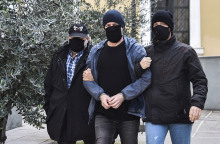 Απολογία του Δημήτρη Λιγνάδη ενώπιον της ανακρίτριας έπειτα από ένταλμα που εκδόθηκε σε βάρος του κατηγορούμενος για το αδίκημα του βιασμού κατά συρροή, Πέμπτη 25 Φεβρουαρίου 2021 