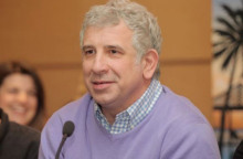 Πέτρος Φιλιππίδης