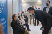 Eπίσκεψη Κικίλια στο mega εμβολιαστικό κέντρο στο Μαρούσι 