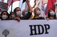 Διαδήλωση από μέλη τους HDP