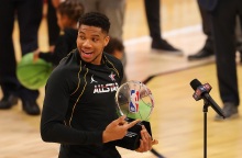 giannis-mvp-all-star.jpg