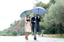 Η Μάρω Κοντού και ο Γιώργος Κωνσταντίνου στο σποτ «Το ραντεβού» για το εμβόλιο κατά του κορωνοϊού