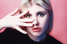 Τι  μπορεί να συμβαίνει όταν πέφτουν οι βλεφαρίδες μας;